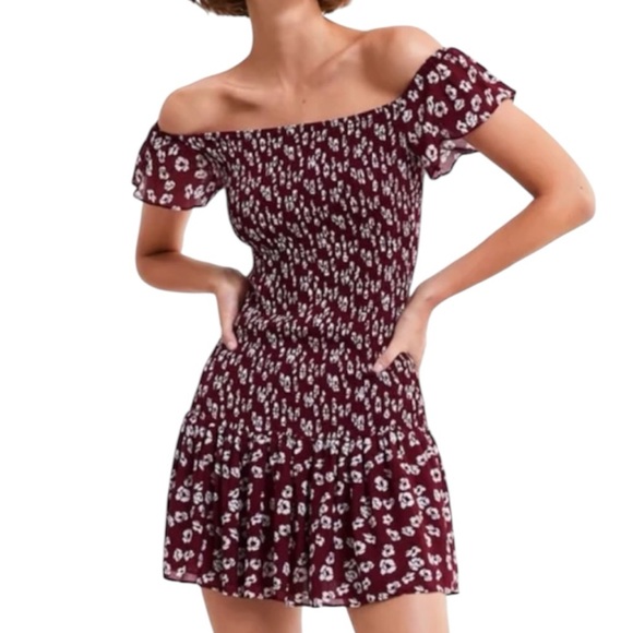 Zara Dresses & Skirts - Zara The Rose Off The Shoulder Floral Smocked Dress Women’s XS Boho Western
